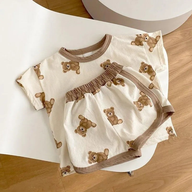 Two-Piece Bear Print Baby Outfit