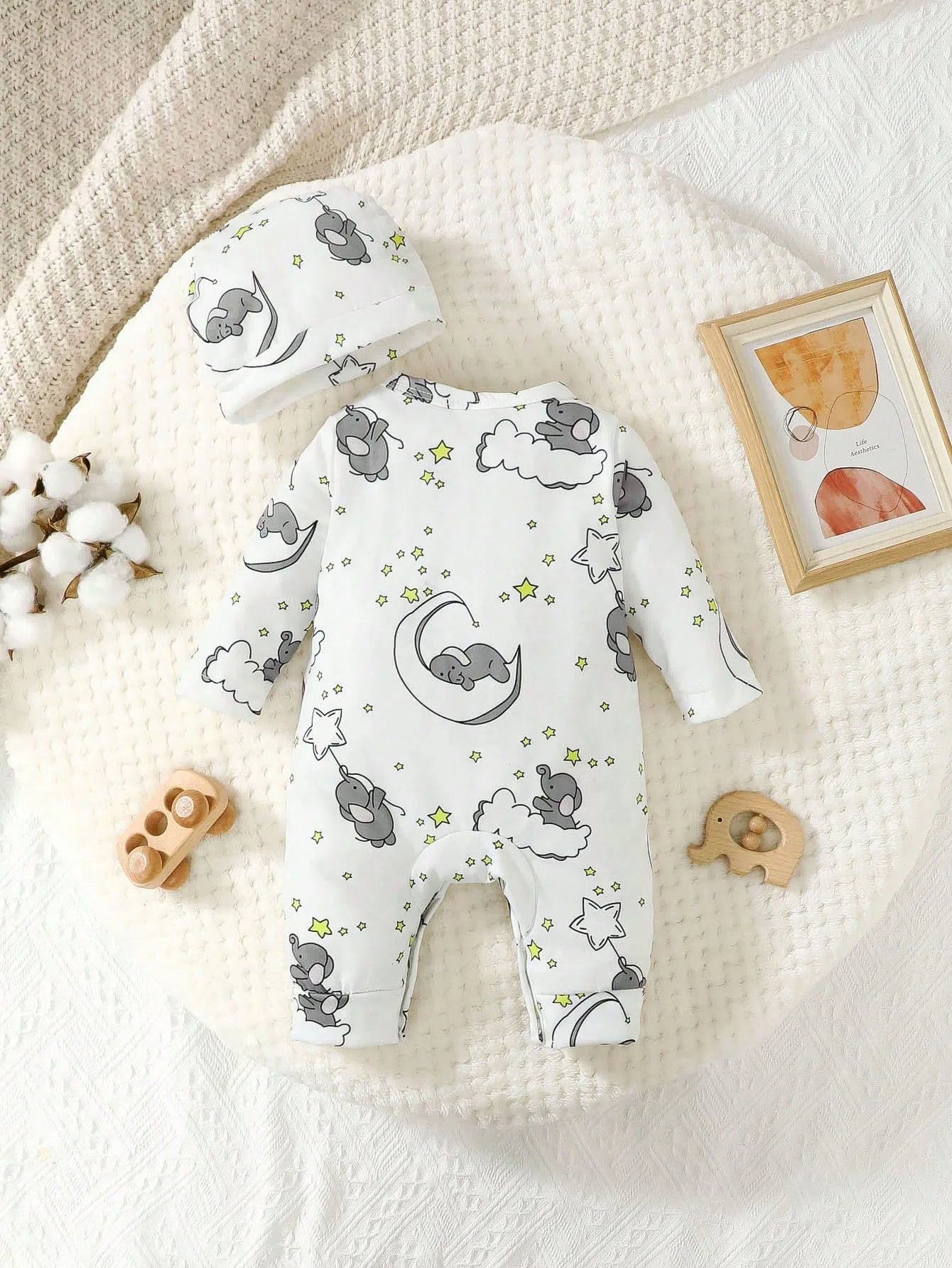 Elephant Pattern Embroidery Long Sleeve Romper With Hat